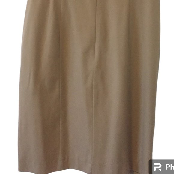 Le Chateau fitted dress in light brown ( Tan) color : size M. - Picture 7 of 12